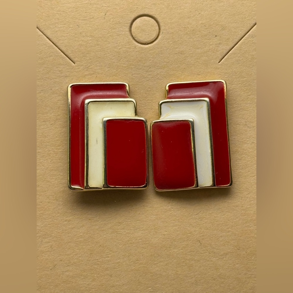 80s Red and White enamel Earrings
